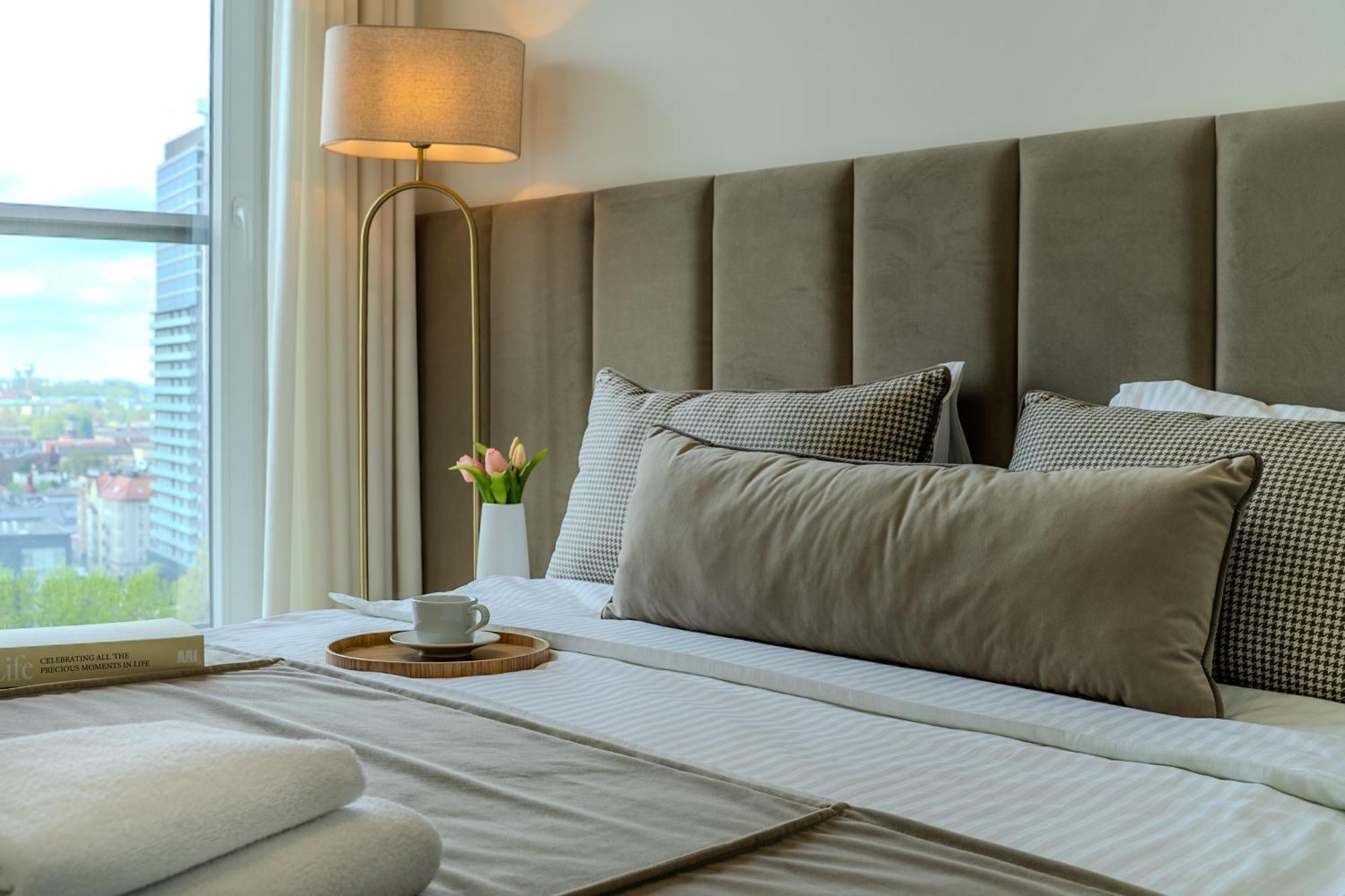 Urban Apartments Luxury Skyline Sokolska Towers 30A, 2 Free Garages, Gym & Sauna, Self Check-In Катовіце Екстер'єр фото